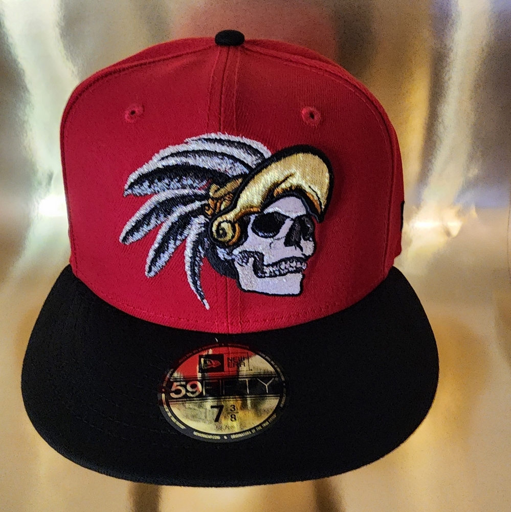 New Era Mexico Aztec Skull Warrior  Headdress Two Tone Fitted Size 7 3/8